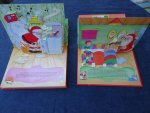 N.n.. - The Elves' Day Off. A Christmas Pop-Up/ Santa's Christmas Surprise. A Christmas Pop-Up. 2 vols.