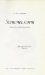Gumbert, Eline. Omslagontwerp Nanja Toebak Omslagfoto  Fred Hazelhoff - Stemmenstorm; mijn leven met schizofrenie