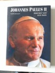 Tosati, Marco; Illustrator : Giansanti, Gianni - Johannes Paulus 2 Portret van een Paus.(Met kranteknipsel)