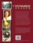 Chinn , Bobby . [ isbn 9789047506003 ]  0117 - De Vietnamese Keuken . ( Verhalen en recepten uit Vietnam . ) Bobby Chinn beschrijft hoe dicht Vietnamees eten, wat hem betreft, in de buurt van het Nirvana komt : frisse, zuivere smaken, licht en gezond, en ongelooflijk gevarieerd.  -