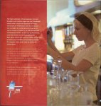 Schutten, Jan Paul & Vormgeving van Bob van der Plas en een voorwoord  van Jan Peter Balkenende - 125 jaar gastvrijheid. Koninklijk Horeca Nederland 1883-2008 & CD-rom