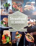 Paul , Stevan . [ isbn 9789044743975 ] - Streetfood & Snacks . ( Uit het vuistje . Van burgers tot taco's : Snelle en originele gerechten om in te bijten  ) Snelle maaltijden uit het vuistje hebben meestal een slechte reputatie als vettige en zware snacks zonder voedingswaarde...