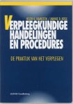 Hamilton, Helen K. - Verpleegkundige handelingen en procedures De praktijk van het verplegen