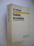 Wertheim, W.F. - Evolutie en revolutie. De golfslag der emancipatie