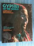 Tomasevic, Nebojsa Bato & Djuric, Rajko (tekst) / Zamurovic, Dragoljub (foto's) - Gypsies of the world. A journey into the hidden world of Gypsy life and culture.