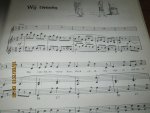 A.A.Milne-H.Fraser Simson0 E.H.Shepard - Het Poeh  Liedjesboek vijftien liedjes met pianobegeleiding en eenvoudige gitaar-akkoorden