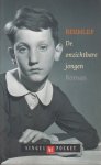 Bernlef (pseudoniem van Hendrik Jan Marsman (Sint Pancras, 14 januari 1937 - Amsterdam, 29 oktober 2012), J. (Henk) - De onzichtbare jongen - Ze zaten samen op school, twee jongens van dertien in het Amsterdam van de jaren vijftig.