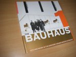 Thöner, Wolfgang - The Bauhaus Life. Life and Work in the Masters' Houses Estate in Dessau