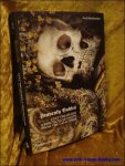 Paul Koudounaris - Heavenly Bodies. Cult Treasures and Spectacular Saints from the Catacombs.