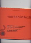 COUVÉE, D.H. (voorwoord) - Triënnale - Werken in textiel - hedendaagse nederlandse wandtapijten, lappenkleden en textielplastieken - 8 september t/m 10 november 1974 De Hallen Haarlem