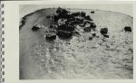 pallesen, liesbeth (1955) - - liesbeth pallesen. documentatie. installatie met modder en klei.