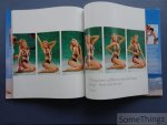 Joanne Gair, James Porto (fotografie) - Sports Illustrated in the Paint: The Complete Body-Painting Collection from the SI Swimsuit Issue.
