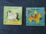 Seymour, Peter & Pat Paris. - Vliegen maar. Een flap-uit boek over vliegen/ Op de boerderij. Een flap-uit boek over dieren. 2 boekjes.