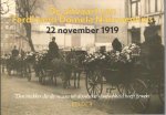 Frieswijk, Johan en Harmen van Houten - De uitvaart van Domela Nieuwenhuis. 22 november 1919. 'Den makker die de massa uit doodsche slaafschheid heeft gewekt'