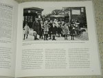 Swankhuisen, Marianne /   Schweizer, Klaartje /  Stoel, Addy - Bleekneusjes. Vakantiekolonies in Nederland 1883-1970