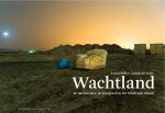 Jabik de Vries, Louis Stiller - Wachtland de nachtwaker, de fotograaf en het wordende eiland