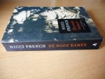 French, Nicci - De rode kamer.