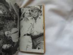 Wallagh, Bob - Jenny. Het verhaal van een Amsterdams meisje - Prinses Gracia. De romance van een filmster die Prinses werd. Foto's. Mimosa reeks.