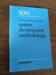 Hice & Maks - SDM: een samenvatting van de system development methodology