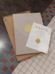Jan Uriot - DANTE. Een visie op de eerste twee zangen van de Divina Commedia geschilderd en beschreven door Jan Uriot Jan Uriot - DANTE. Een visie op de eerste twee zangen van de Divina Commedia geschilderd en beschreven door Jan Uriot