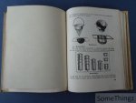 Leysen, Edm. - Het Vlaamsch bieënboek : praktisch handboek van de bieënteelt.(Bijgevoegd: inlegvel, reclame voor wafelwas van Jos. Mees, Herenthals). Leysen, Edm. - Het Vlaamsch bieënboek : praktisch handboek van de bieënteelt.(Bijgevoegd: inlegvel, reclame voor wafelwas van Jos. Mees, Herenthals).