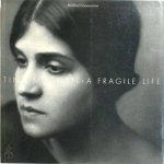 Mildred Constantine - Tina Modotti