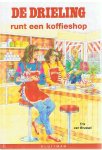 Brussel, Trix van en Leene, Charlotte (illustraties) - De Drieling runt een koffieshop