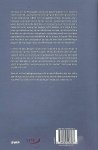 Jong , Willemieke de . & Hans de Deckere . & Hester Viëtor . [ ISBN 9789088506987 ] 2918 - De Staat van de Pedagogiek . ( Analytisch,opbrengstgericht en visionair . )  Onze samenleving ondergaat grote veranderingen die het werk van de pedagoog direct en indirect be nvloeden. Nieuwe wet- en regelgeving in de jeugdzorg en het onderwijs -