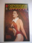 Sniegoski Mc Guinness Massengill - Vampirella Strikes