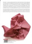 Adria , Ferran . [ isbn 9789000304462 ] 2420 - Thuis Koken met Ferran Adrià . ( De Beste Menu's voor elke Dag . ) Wat staat er 's avonds op tafel bij Ferran Adria? Thuis koken met Ferran Adria geeft de recepten prijs van de maaltijden die het personeel van het iconische restaurant elBulli -