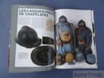 Frédéric Coune. - Le casque français 1915-1945. Adrian modèles 1915-1923-1926 / Gendarmerie, police, pompier, troupes motorisées, char, radio, dca.