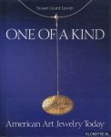 Grant Lewin, Susan - One of a kind: American art jewelry today