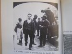 Roberts, Robert - The Classic Slum - Salford Life in the First Quarter of the Century