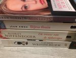 Weisberger, Domingo, Boyne, Lupton, Montefiore, Niffenegger, Kwok, Forsyth - 8 boeken van de Boekerij; De zwarte spiegel, De witte veer, Zusje, De vrouw van de tijdreiziger, Bijna thuis, Mijn leven in de hel & Chanel chic