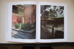Beuchert, Marianne - Die Garten Chinas  mit Tuschzeichnungen von Prof. He Zhengqiang ( Kunsthochschule Peking) und Farbfotos der Autorin