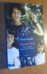 Nasher, Diana - Dochterland. Drie vrouwen tussen twee culturen