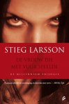 Stieg Larsson - De vrouw die met vuur speelde