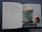 N/A. - Larousse. - Het grote Larousse patisserieboek. N/A. - Larousse. - Het grote Larousse patisserieboek.