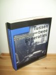 Vliet, H.T.M. van - Tussen twee generaties: briefwisseling A. Rolans Holst en H. Marsman