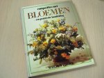 Hillier, Malcolm - Composities  met bloemen - een praktische handleiding