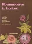 Vandenhorst, J.J. - Bloemmotieven in kloskant. Honiton, Torchon, Zweeds, Mechels, Valenciennes, Cluny, Lint en Vrij Kant. Met 24 werkbladen.