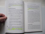 Weisbord, Marvin, Janoff, Sandra - Lead More, Control Less / 8 Advanced Leadership Skills That Overturn Convention