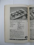  - Oetker's nagerechten boek.
