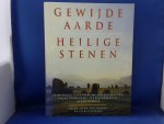 Brian Leigh Molyneaux en Piers Vitebsky - Gewijde Aarde, Heilige Stenen
