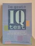 Ken Russell ; Philip Carter ; puzzelredacteurs van MENZA - DE GROTE IQ TEST / Stel je brein op de proef met meer dan 400 IQ-vragen