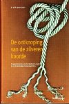 Ouden, W. H. den - De ontknoping van de zilveren koorde. De geschiedenis van de rijkstraktementen in de Nederlandse Hervormde Kerk