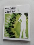 Passier, Ruud; Maria van Waterschoot-de Bock e.a.; Illustrator : Berserik, Teun;Euverman, Wim e.a. - Biologie & verzorging voor jou 3 biologie voor de onderbouw VMBO-KGT, handboek, werkboek en antwoordenboek (3 Boeken)