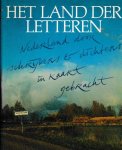 Dis, Adriaan en Tilly Hermans - Het land der letteren. Nederland door schrijvers & dichters in kaart gebracht