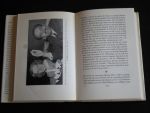 Aletrino, L. - Verloren tronen, Anecdotische geschiedenis van de sedert de eerste wereldoorlog onttroonde vorstenhuizen, 1918-1953