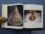Baert, Barbara. - Kleine iconologie van de navel / Navel: on the origin of thingz. [tekst NED-ENG]